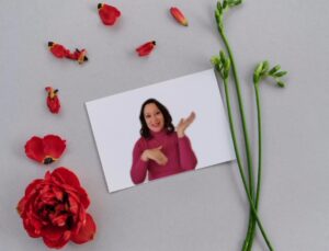 Posebno darilo za Dan žena z LiLi SoRuM 3 Darilo za dame v obliki video voščilnice & numerološke razlage z LiLi SoRuM 4